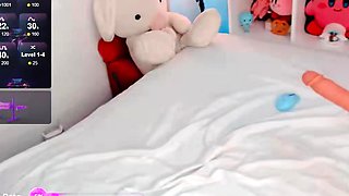 Blonde teen fucks her bun with sex toy and does blowjob