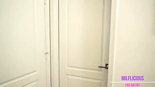 Hot Redhead Stepmom Jessica Aaren Lets Me In The Bathroom For Urgent Blowjob & Rough Doggystyle