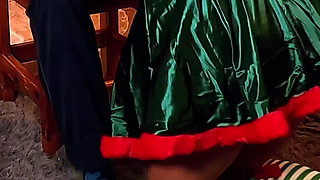 4K Carlie Vixen Sexy Green Elf MILF Toys Pierced Pussy Then Sucks BBC Elf for First Facial