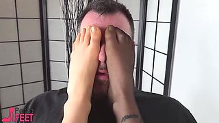 Petra Feet Seduces Stud with Her Yellow Soles on His Face - Foot Fetish MILF Tease