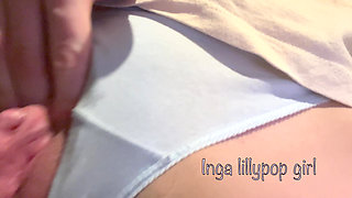 Rubbing the Clitoris to Orgasm with Squirting