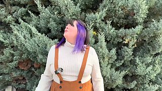 Amateur curvy beauty ignites raw passion with intense homemade desire