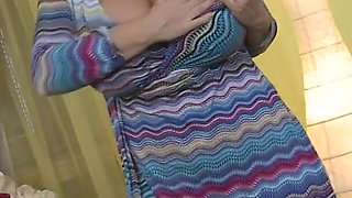Busty Mature GILF Lorie Loves to Show off Her Huge Natural Tits!