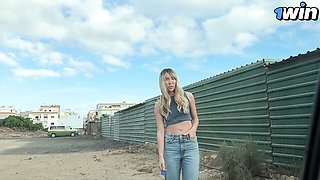 Provocative Kris's huge cumshot sex