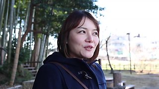 336KNB-205　【爆乳Iカップ】【おっぱい劇場開幕！！】挿入大好き37歳爆乳人妻がAV出演。最強クラス熟れパイの圧倒的な圧力でち◯こはスグに暴発寸前！？