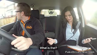 Guy Bangs Pierced Cunt Examiner In Car