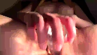 Amateur Close Up Squirting Masturbation