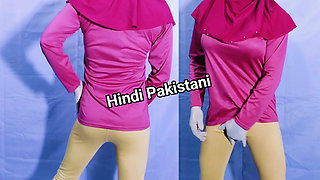 Pakistani beauty Riya is having fun naked inside the bus