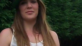 Chessie Kay shows off her natural boobs and pisses on the grass along the boulevard to be happy