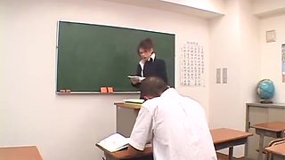 Teacher In Heats Goes Down On A Young Stude - Nami Kimura