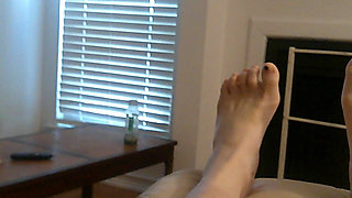 Big Beauty Nurse Vicki Is Naked on Couch with Dirty Feet! She Gets a Special Treatment