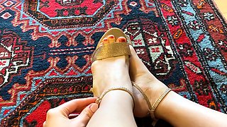 Hot amateur european foot and pantyhose fetish