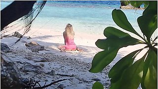 Milf Relaxing On Beach And Masturbation