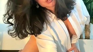 Latina milf shares sensual striptease long hair solo
