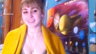 Hot Omegle Girl masturbates with Stranger