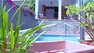 Sexy Video Missguapa_pool