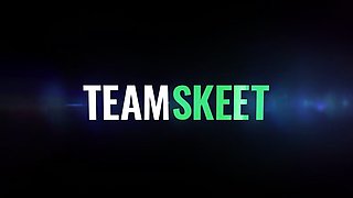 Deepthroat Gangbang Show