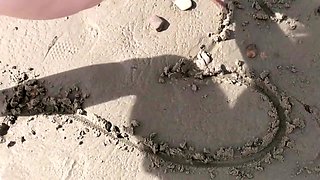 Amateur blonde loves sex