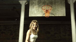Big ass babe strips in basketball court