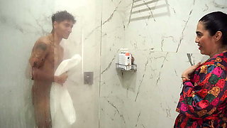 Sarah Black stepmom spy on stepson shower fuck her big ass Latina MILF