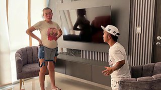 Julianaburning Pretends to Be a Sultry Aerobics Teacher to Sneakily Pound a Stranger