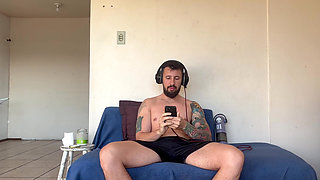 NAUGHTY REDHEAD NEIGHBOR CAUGHT HER NEIGHBOR WITH HEADPHONES MASTURBATING AND FELL WITH HER MOUTH ON HIS COCK!