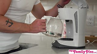 Nathan Bronson and Minxx Marley's doggystyle porn by My Family Pies