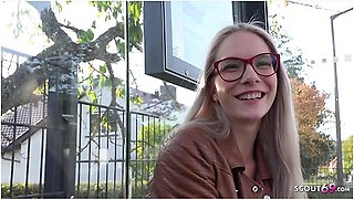 Fit Blonde Glasses Girl Vivi Vallentine Pickup And Talk To Casting Fuck