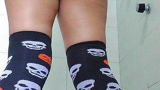 18-year-old India Shows off Her Big Round and Perfect Ass in Erotic Video