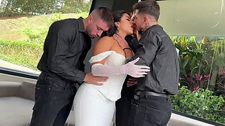 Steffy Moreno in Intense Multi-Partner Scene with Passionate Oral and Deep Play