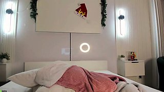 Beautiful Sonya having a horny solo toy masturbation