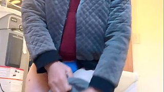 sweethanajapanese teen pissing on toilet - hairy pussy squirts water