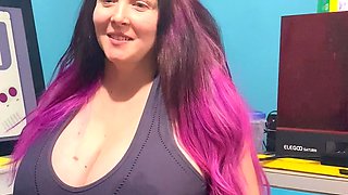 Close up cock jerking solo