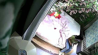 Amateur Hidden Cams Reveal Cock Riding Hoes