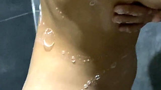 Beautiful and sexy Kitty Kat debut by showering nude