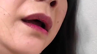 Slim, Sexy Mature Woman Masturbating