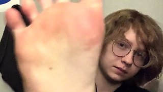 Maitresse Madelines solo foot fetish POV