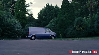 Amoral cougar Jasmine Jae amazing sex video