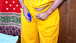 First video of beutyfull Indian model becoming a hot chick hardcore clear hindi audio