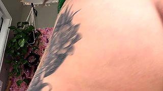 amateur amali2015 flashing ass on live webcam