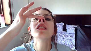 Nose, hd videos, hot brunette