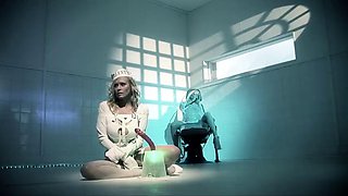 Busty blondie in a straightjacket has hot threesome with two doctors
