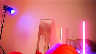 Pissing masturbating babe solo toy play