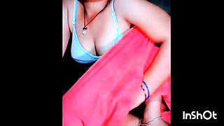 Pretty girl fingers pussy before going to bed for better s