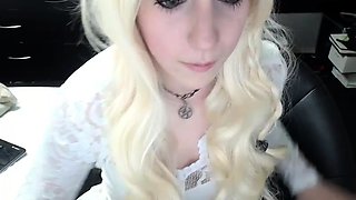 Hot Blonde Babe Solo Masturbation