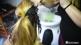 Adelle Unicorn - Cosplay VR Content Backstages