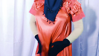 Indian Muslim Hijabi Beautiful Woman in Arabian Style