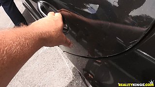 Short-haired cougar pornstar heart-stopping xxx video