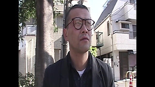 A pure love moving sensual drama that overcomes the age difference.