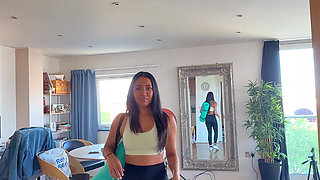 Courtney: Gym Bag in Hand,rope on Her Wrists (4k + Bts)